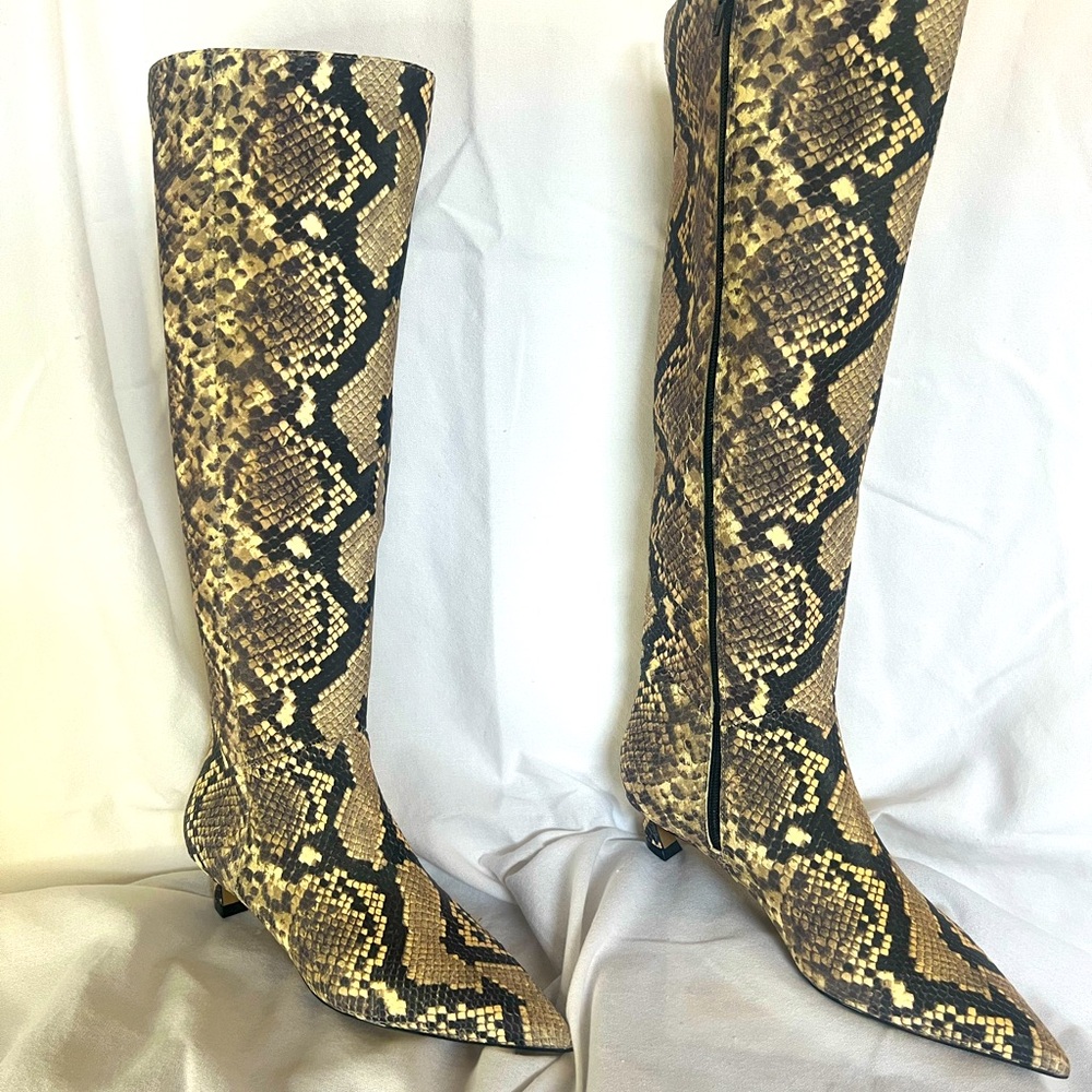 Gianni Bini Brown and Black Heeled Boots